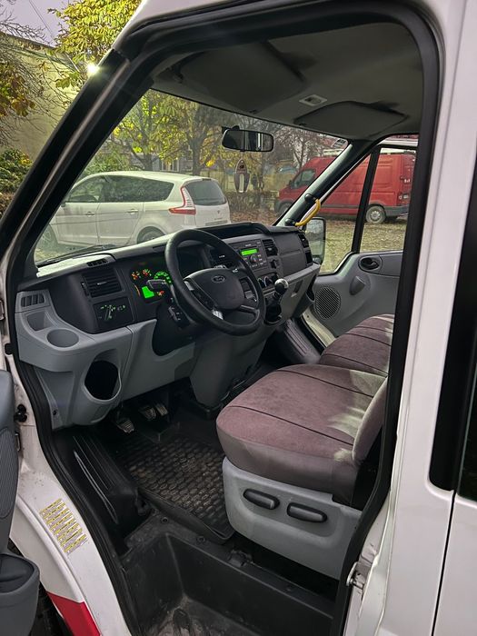Ford Transit Ford transit 2012  EURO 5  8 +1 varianta lungă și înălțat