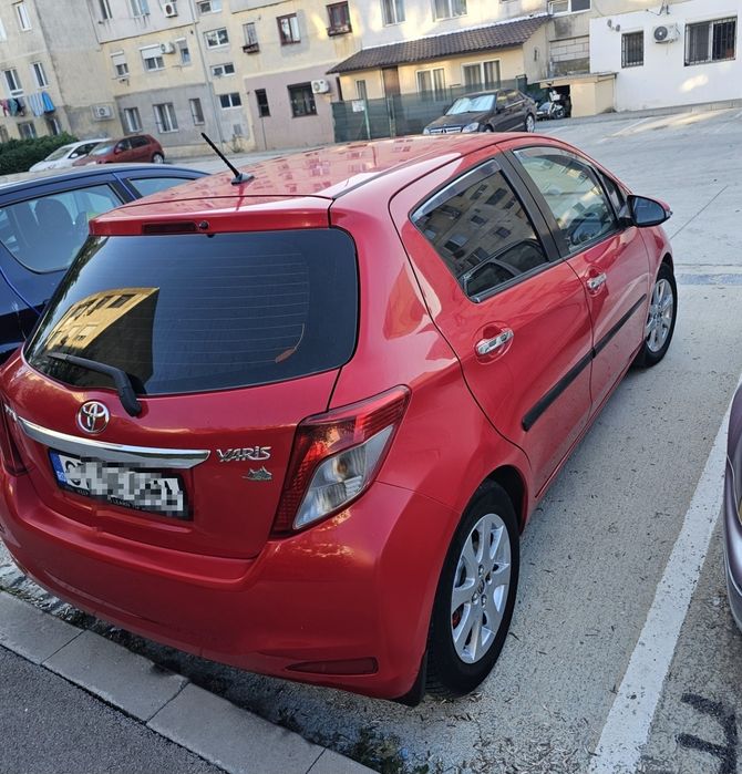 TOYOTA Yaris 2012 — imagine 2
