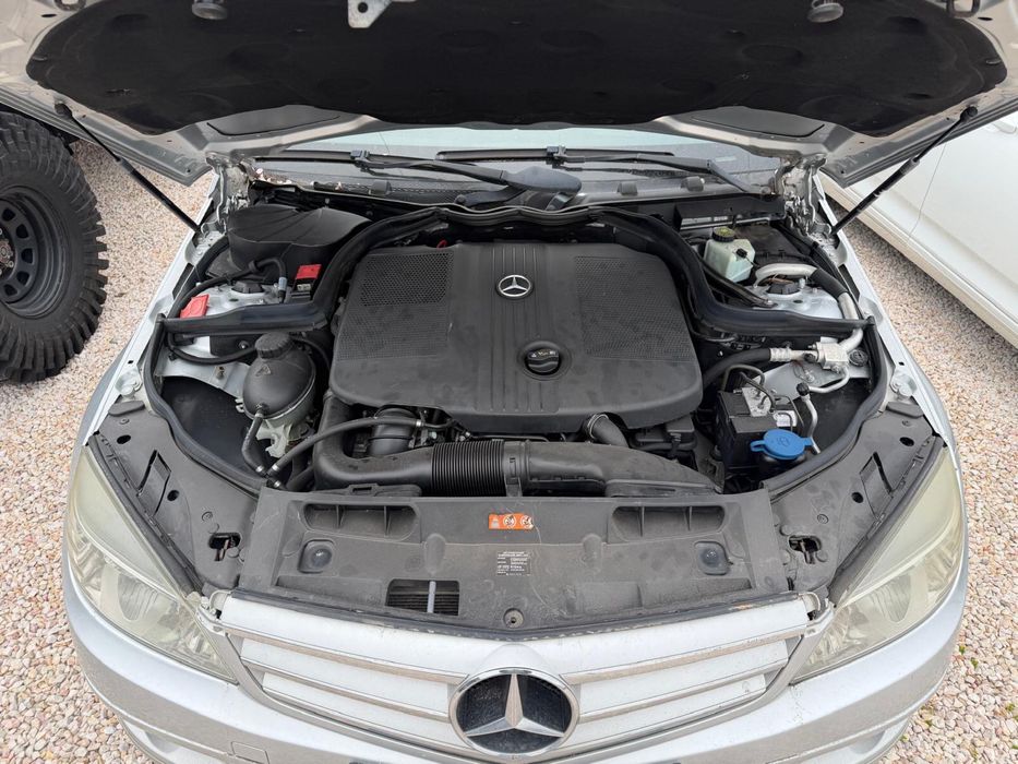 Mercedes C200- AVANTGARDE -НА ЧАСТИ!!!
