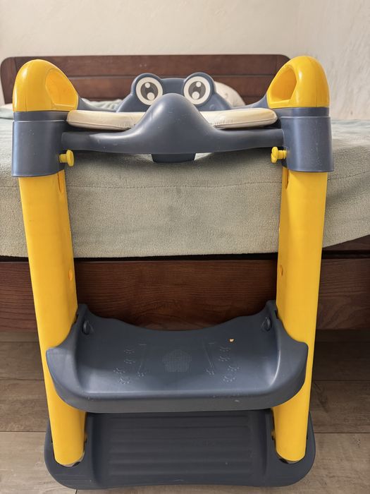 Детское сиденье-лестница на унитаз