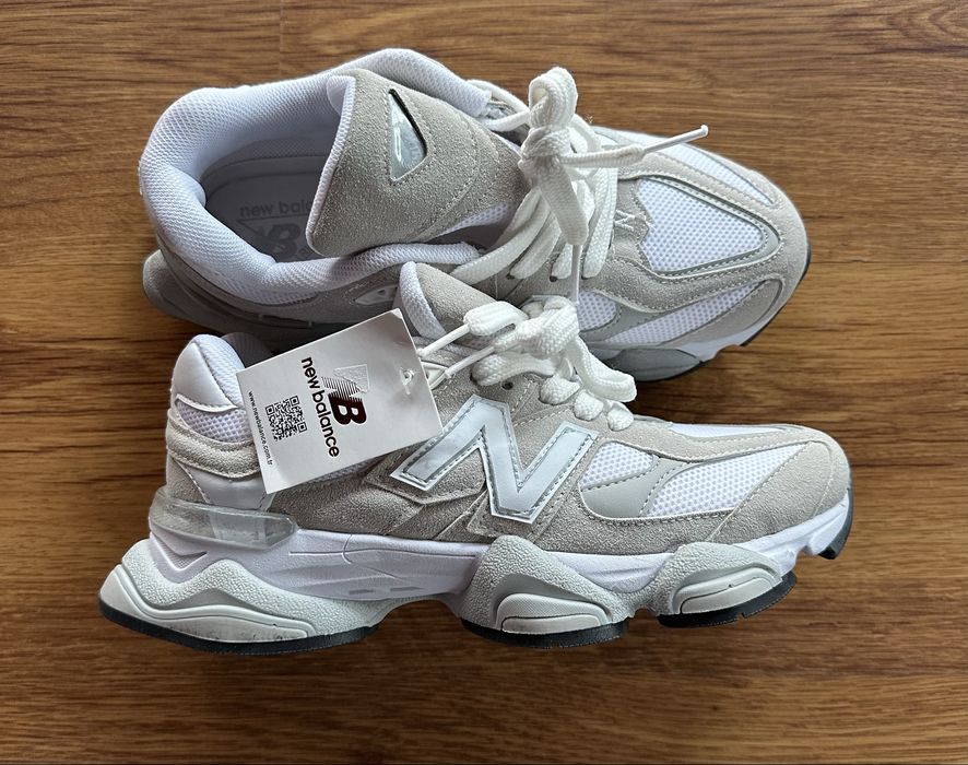 Мъжки маратонки New Balance 9060 бяло със сиво