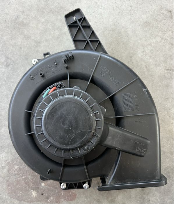 Моторче за парното 6Q1 820 015 VW Audi Skoda Seat