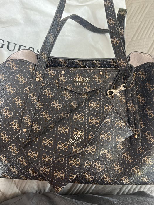 Дамска Чанта Guess