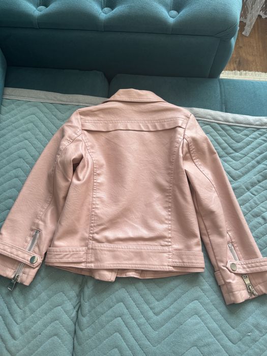 Продам куртку кожаную