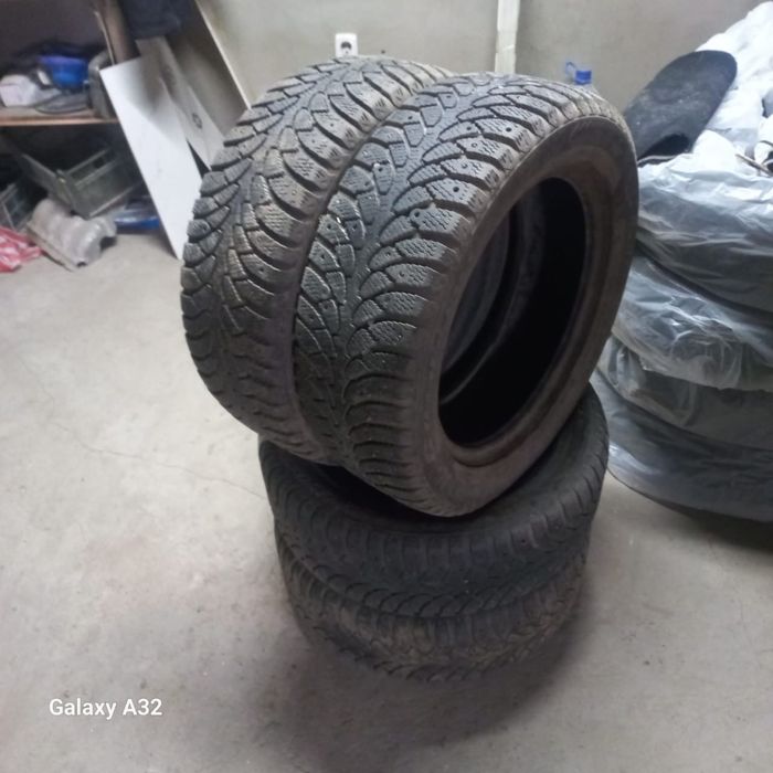 Продам зимние шины шиповка