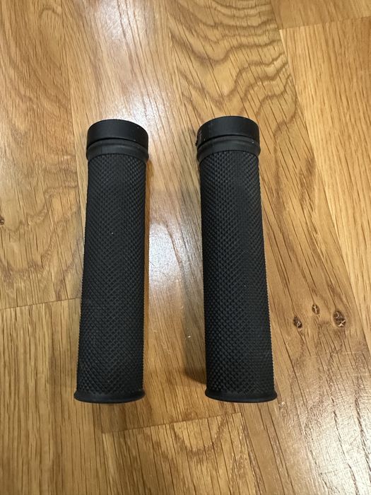 Грипове за МТБ Canyon Lock-on Grip