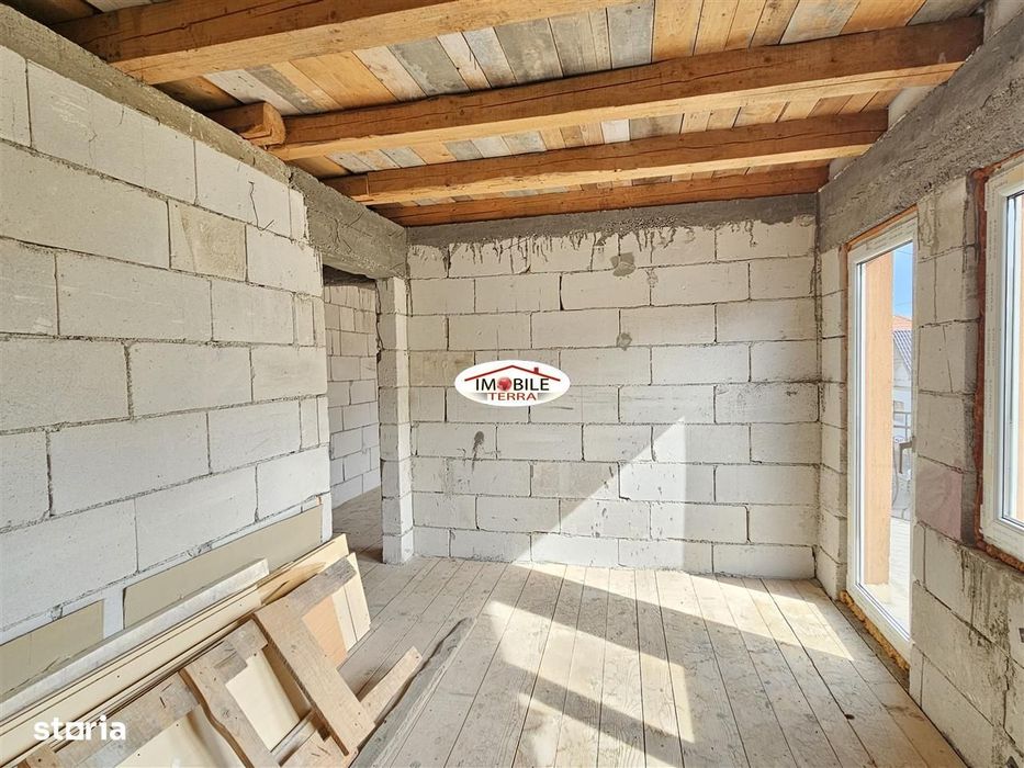 Casa spatioasa cu 2 apartamente zona Lupeni - Sibiu