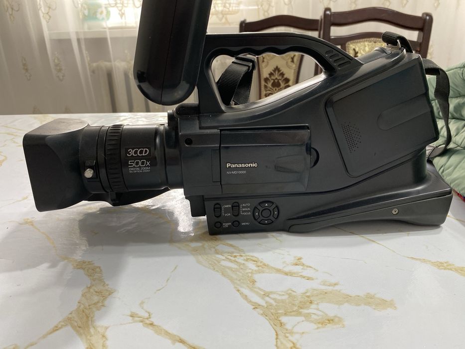 Продам два видиокамеры