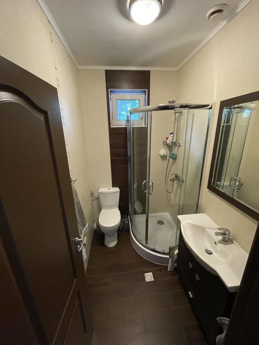 Къща, под наем, кв. Виница