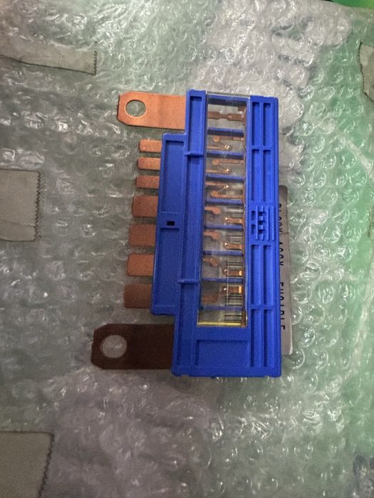 Реле  предохранителей камри 50