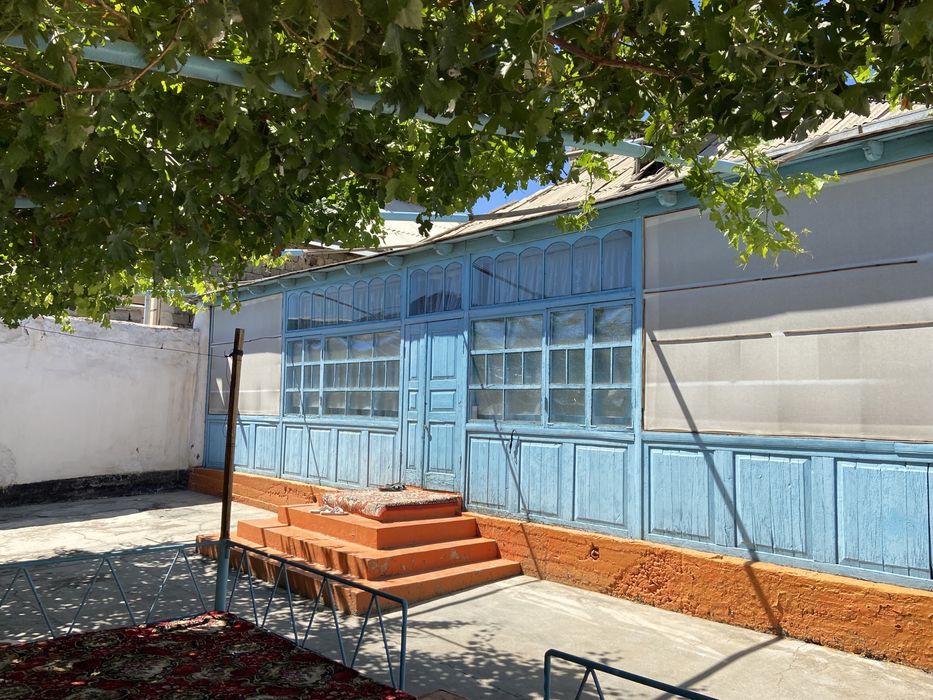 Үй сатылады