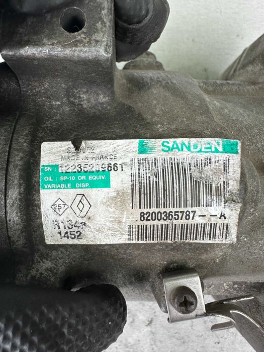 Compresor Clima Renault Modus 1.5 DCI 8200367787 an 2005-2012 Kangoo