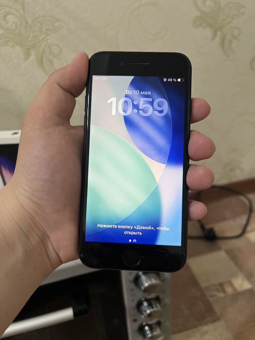 Продам iphone se 128гб