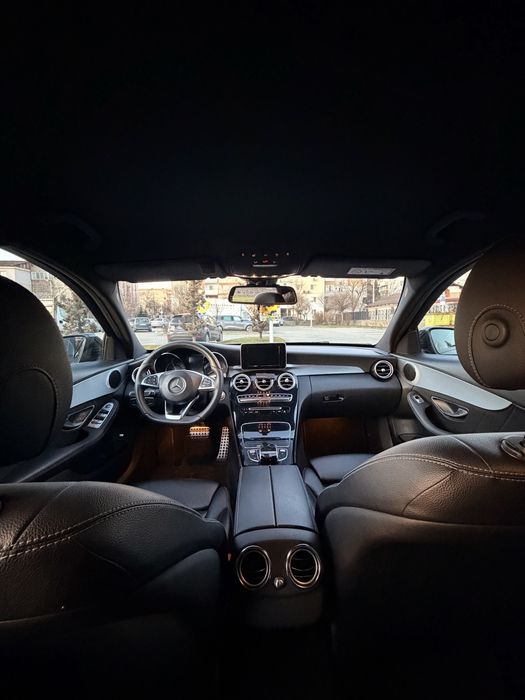 Mercedes-Benz C200  AMG pack