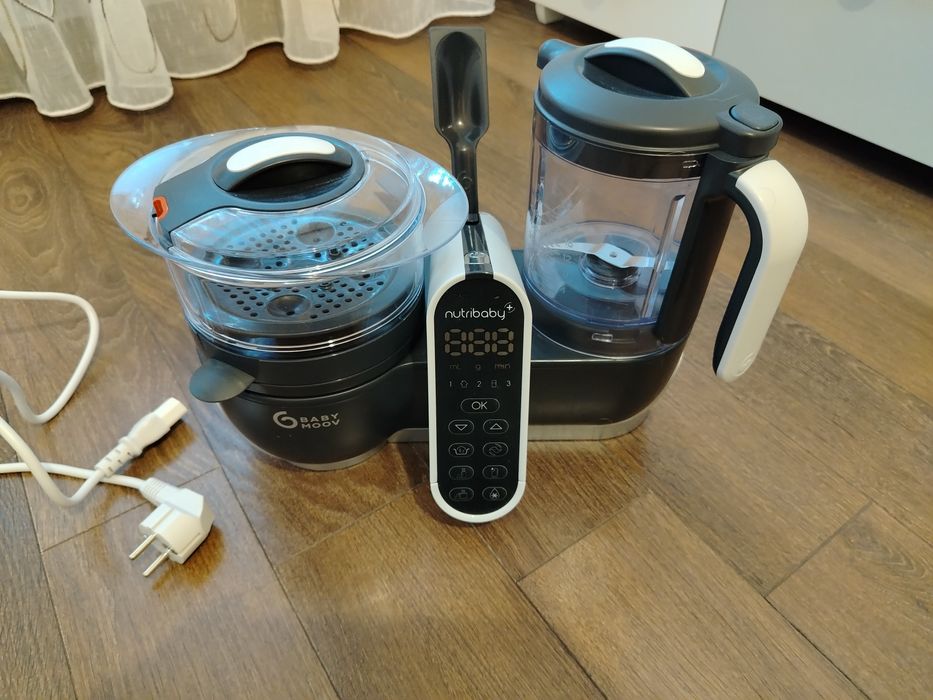 Уред за готвене на пара и пасиране.