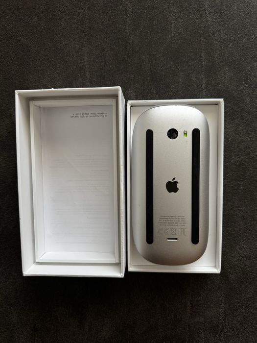 Мишка Magic Mouse - White Multi-Touch Surface