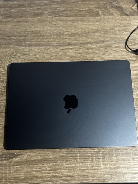 Vand macbook air  M2 2022