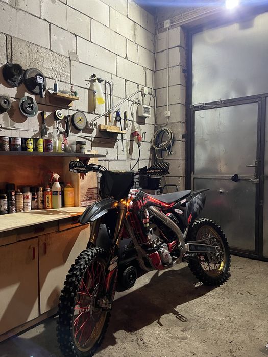 Rmz 250 de vânzare schimb si cu auto