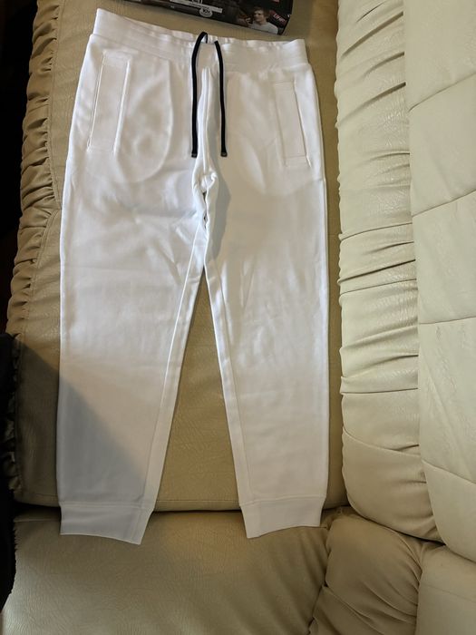 Vand pantaloni emporio armani