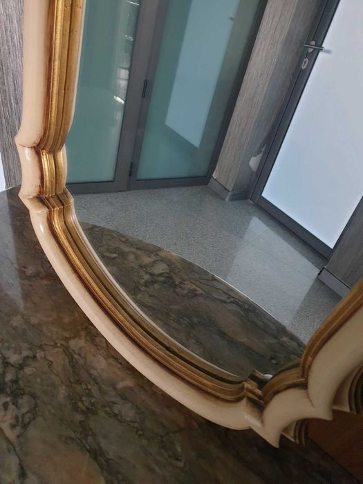 Барокова тоалетка/конзолна масичка/маса с огледало-мрамор-дърворезба