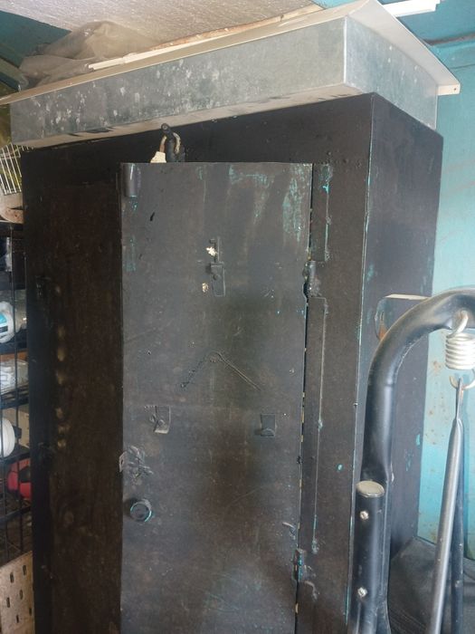 Железный советский Сейф