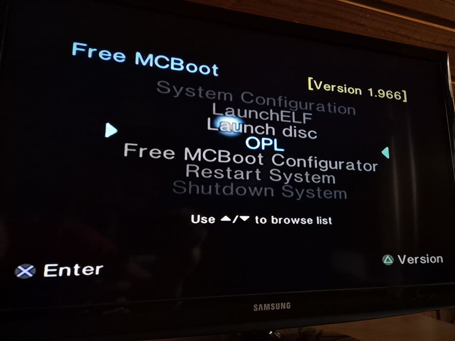 PlayStation 2 Slim Modata + 3 Manete