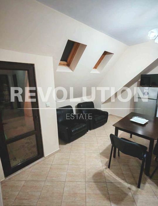 Двустаен апартамент в района на Червен площад!