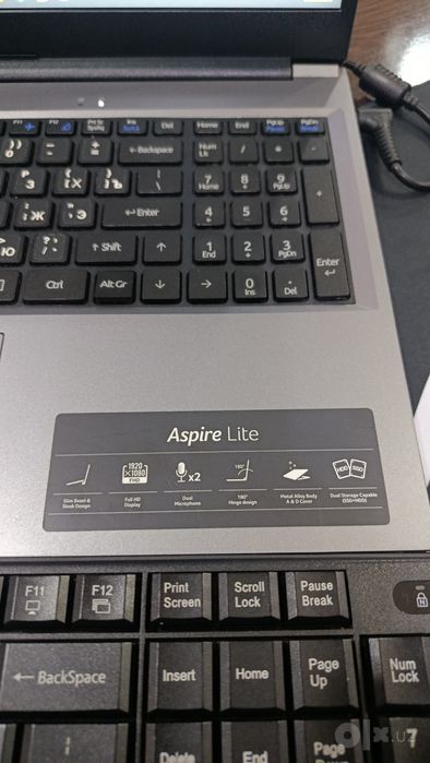 Acer Aspire Lite