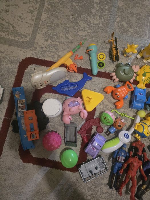 Продам игрушки для малыша