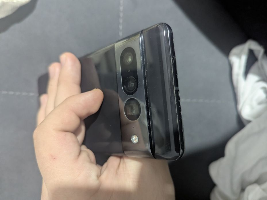 Google Pixel 7 Pro 512GB (экран разбит полностью)