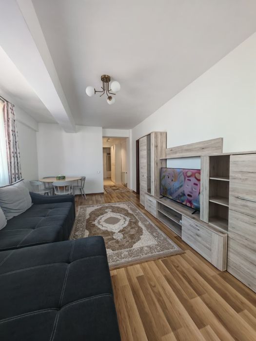 Inchieriez apartament 2 camere Bazilescu