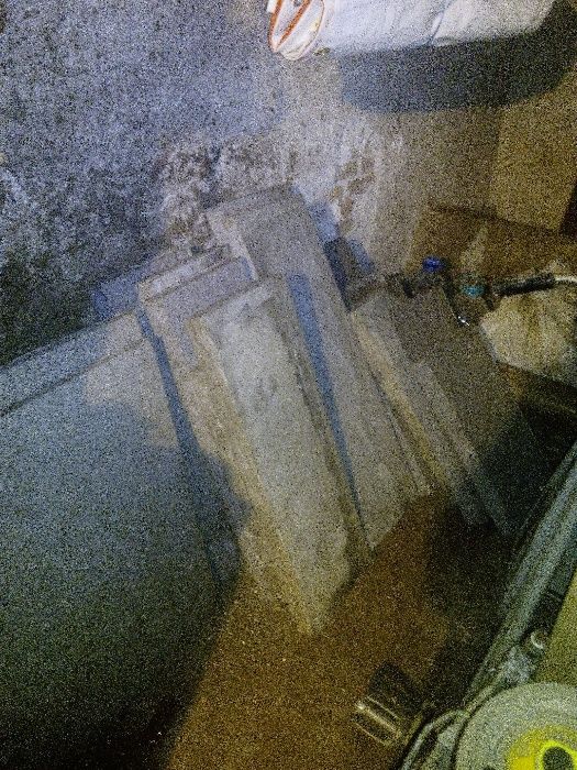 Продавам мраморни плочи