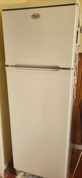 Vand congelator 6 sertare si combina frigorifica