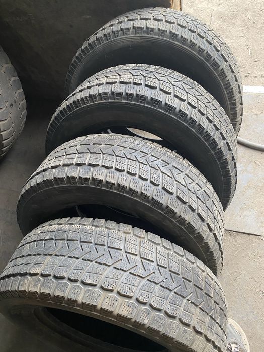 Продам шины Maxxis 265/65R17