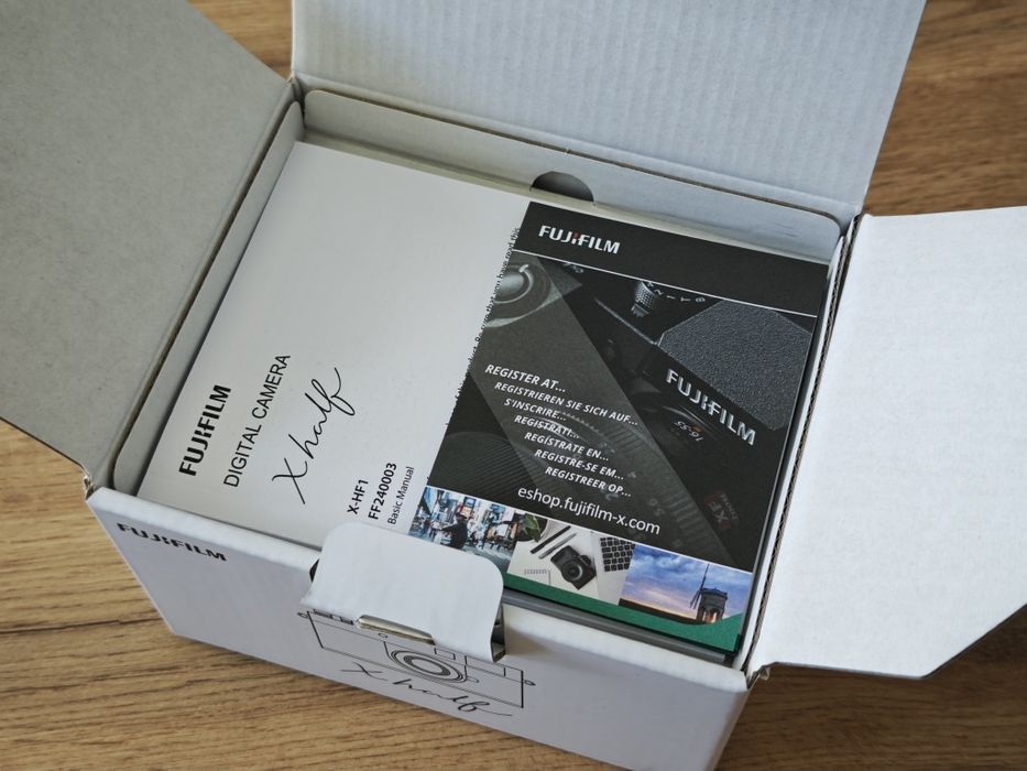 Fujifilm X Half (X-HF1)
