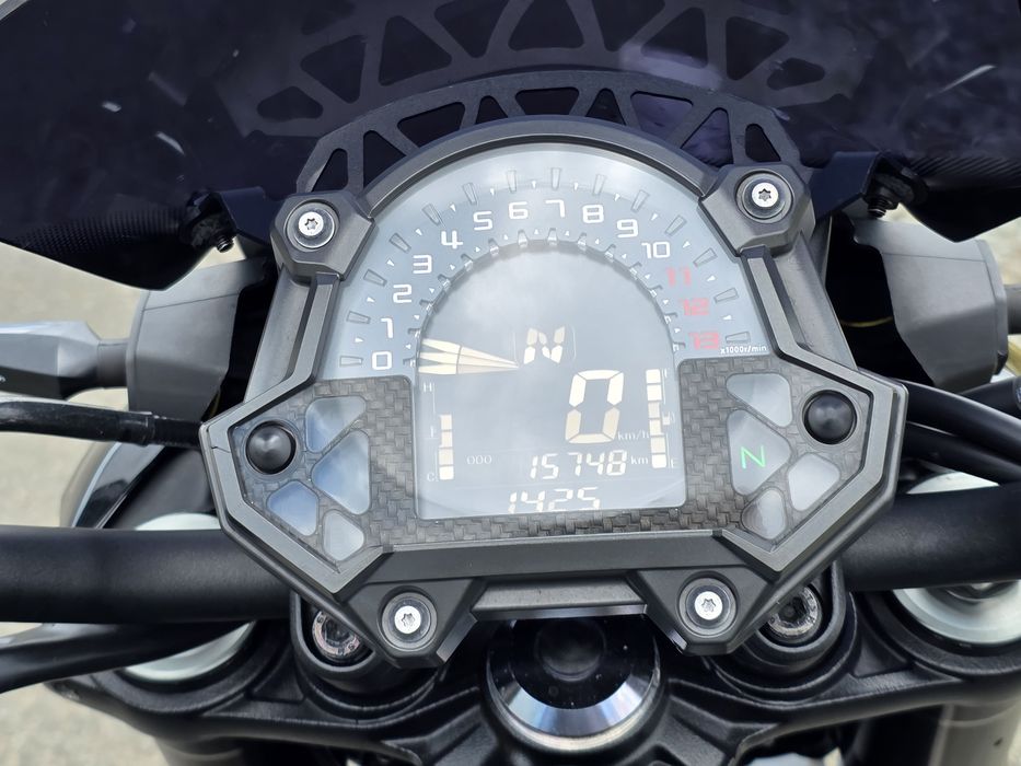 Kawasaki Z900 2017 impecabila, înmatriculată, servisata la zi și accesorizata