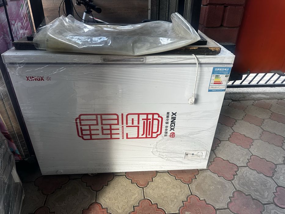 Продам морозильник