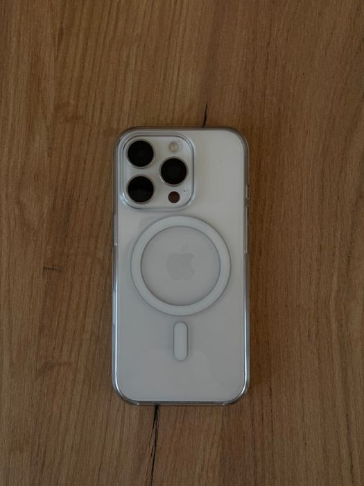 Iphone 16 pro.  Айфон 16 про