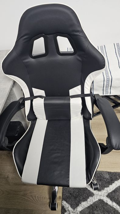 Birou de calculator cu scaun