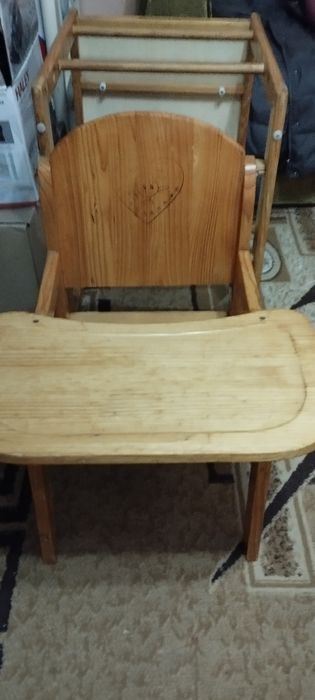 Стул для кормления