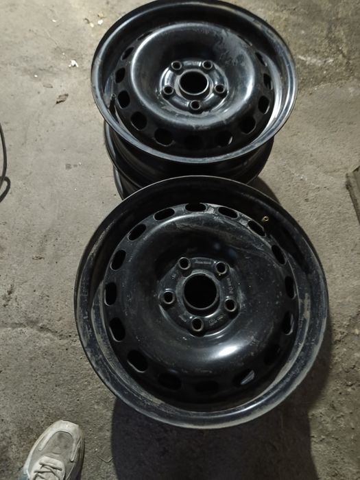 Диски на ауди  заводские