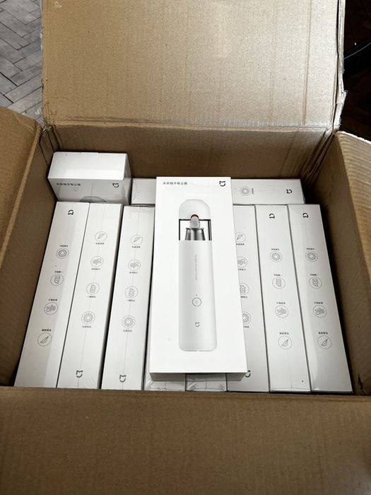 Оригинална прахосмукачка Xiaomi Mi Vacuum Cleaner Mini 120W - НОВA!