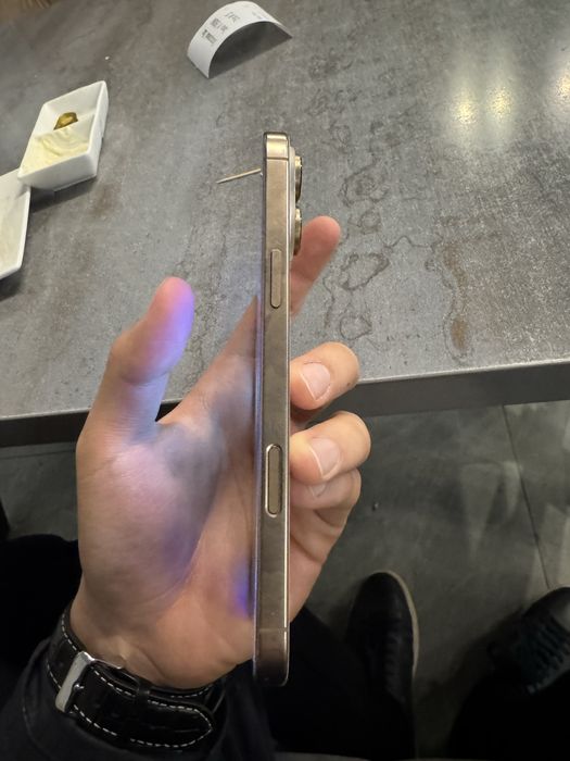 Продам 16 pro max