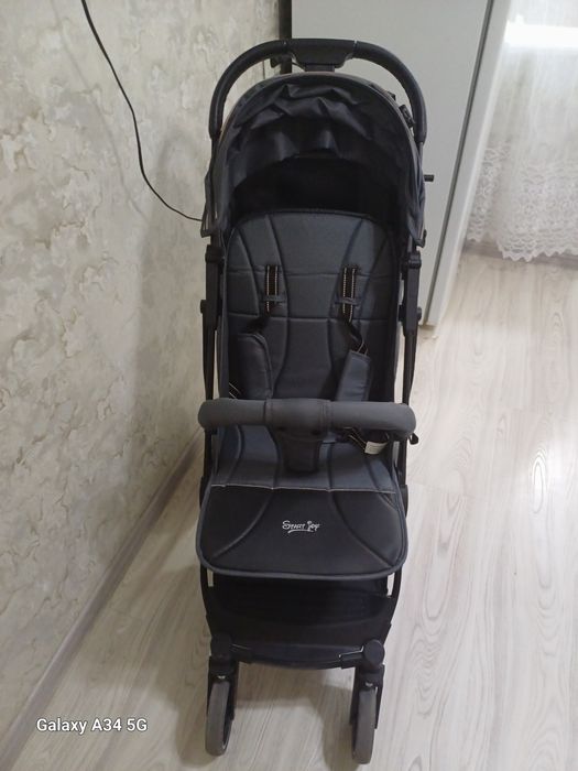 Продам детскую коляску