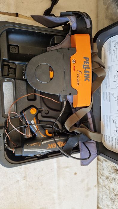 Aparat de legat Pellenc fixion