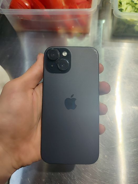 iPhone 15 128gb б/у