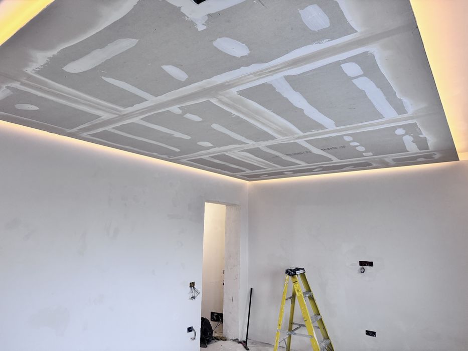 S.c  autorizata executam tavane si compartimentari din gips carton