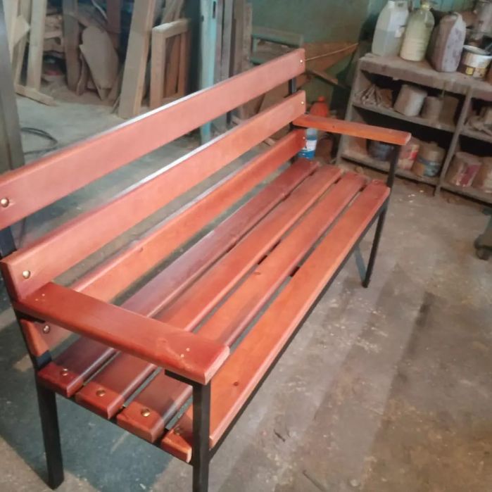 Скамейки уличные