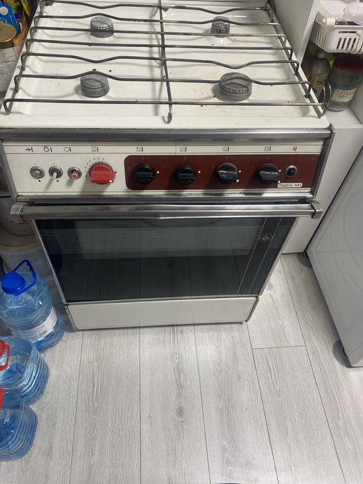 Продаётся газовая плита