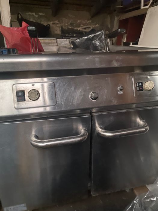 Vand friteuza gaz linia  900